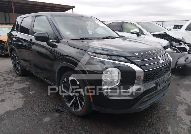 2022 Mitsubishi OUTLANDER фото