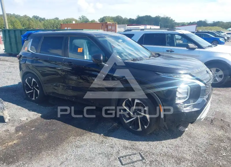 2022 Mitsubishi OUTLANDER фото