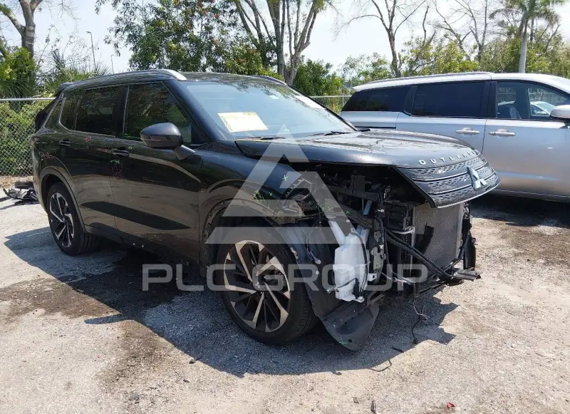 2022 Mitsubishi OUTLANDER фото