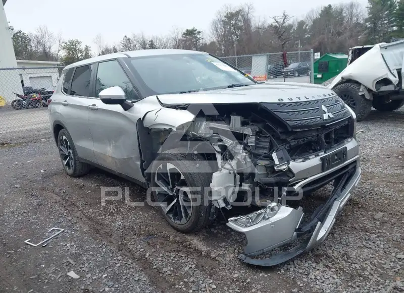 2022 Mitsubishi OUTLANDER фото