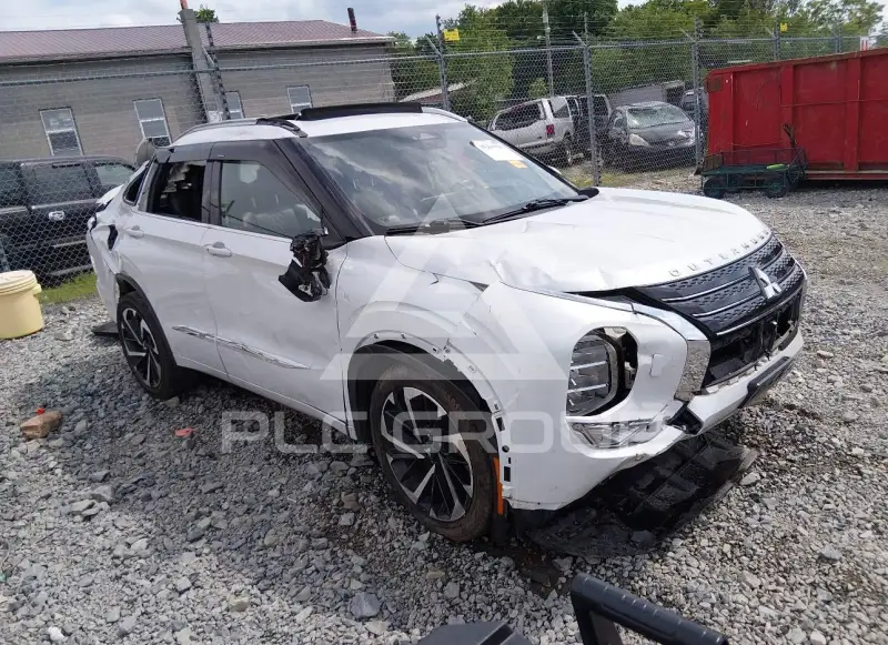 2022 Mitsubishi OUTLANDER фото