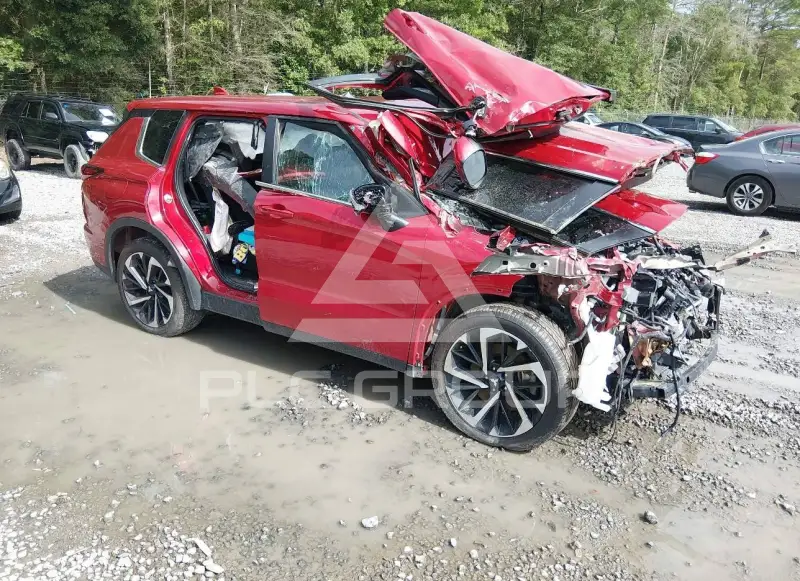 2022 Mitsubishi OUTLANDER photo