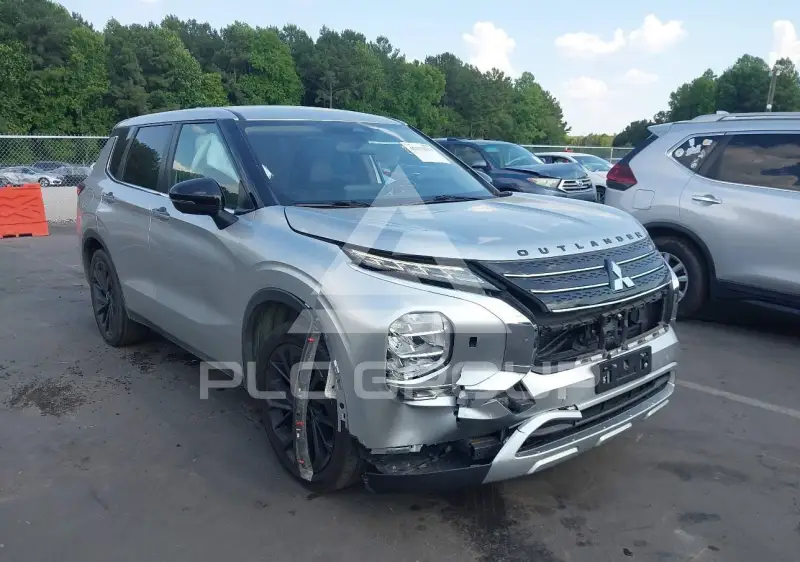 2022 Mitsubishi OUTLANDER фото
