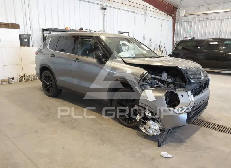 2022 Mitsubishi OUTLANDER фото