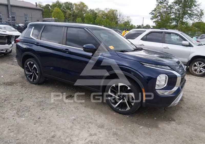 2022 Mitsubishi OUTLANDER фото