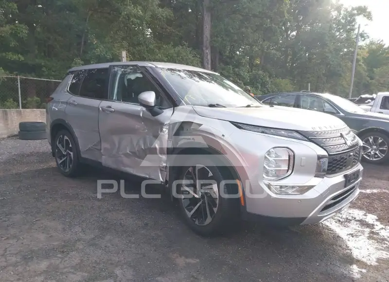 2022 Mitsubishi OUTLANDER фото