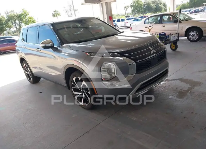 2022 Mitsubishi OUTLANDER фото