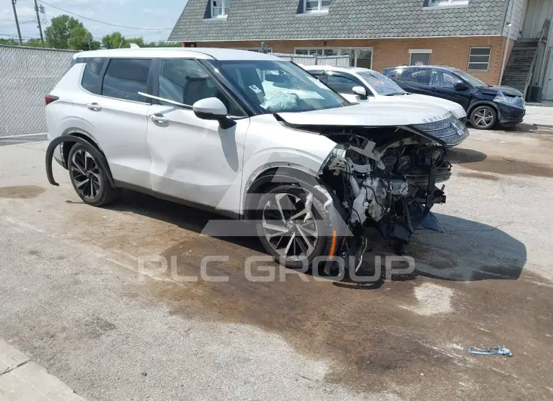2022 Mitsubishi OUTLANDER фото
