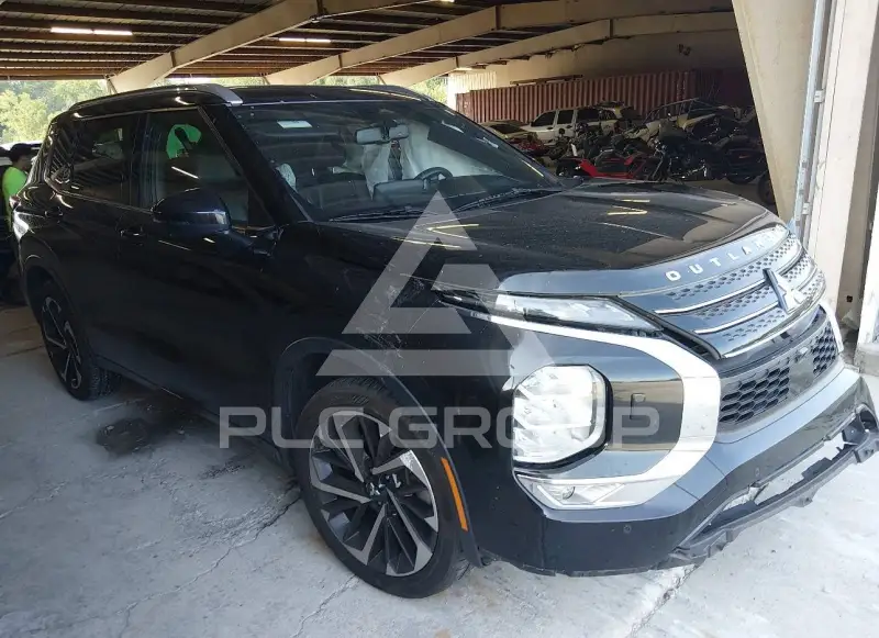 2022 Mitsubishi OUTLANDER фото