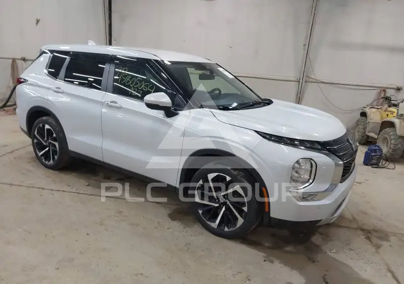 2022 Mitsubishi OUTLANDER фото