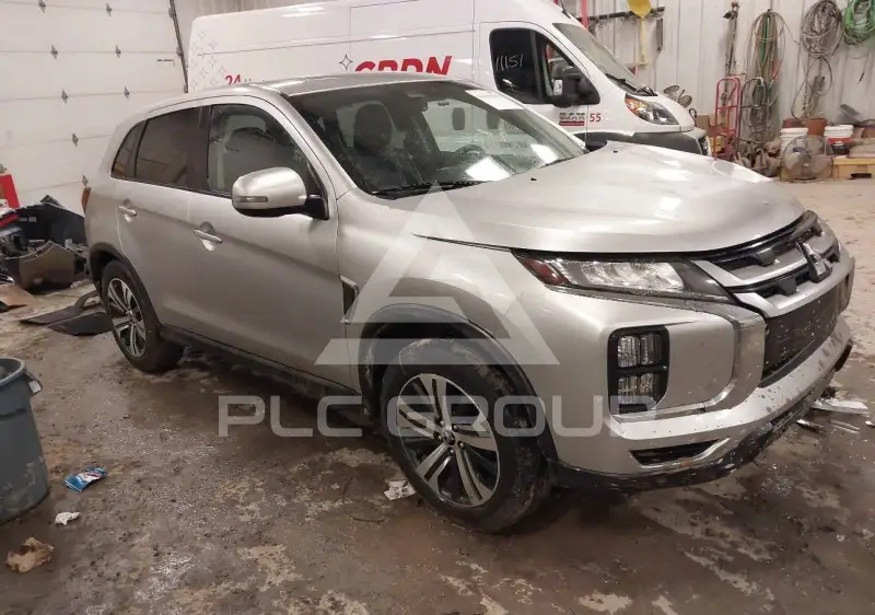 2022 Mitsubishi OUTLANDER фото