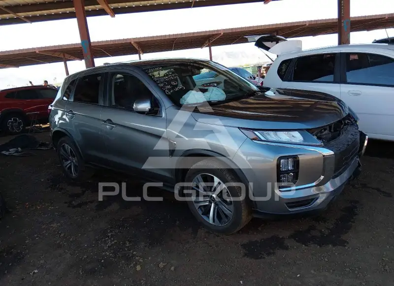 2022 Mitsubishi OUTLANDER photo