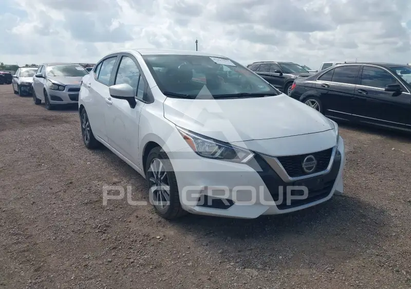 2022 Nissan VERSA фото