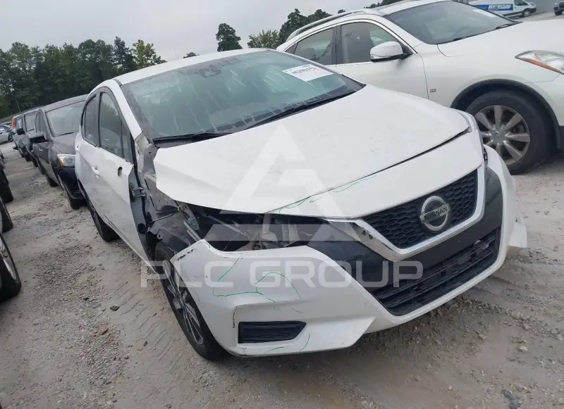 2022 Nissan VERSA фото