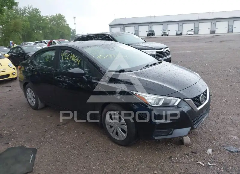 2022 Nissan VERSA фото