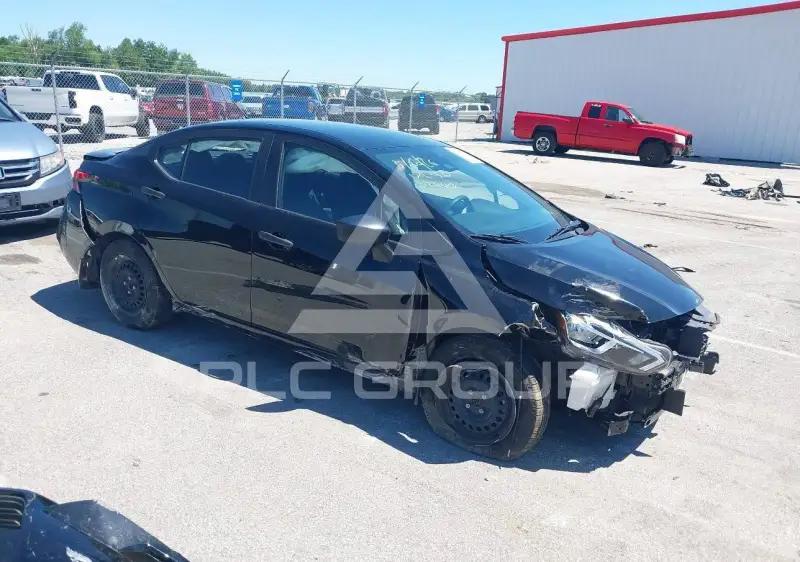 2022 Nissan VERSA фото