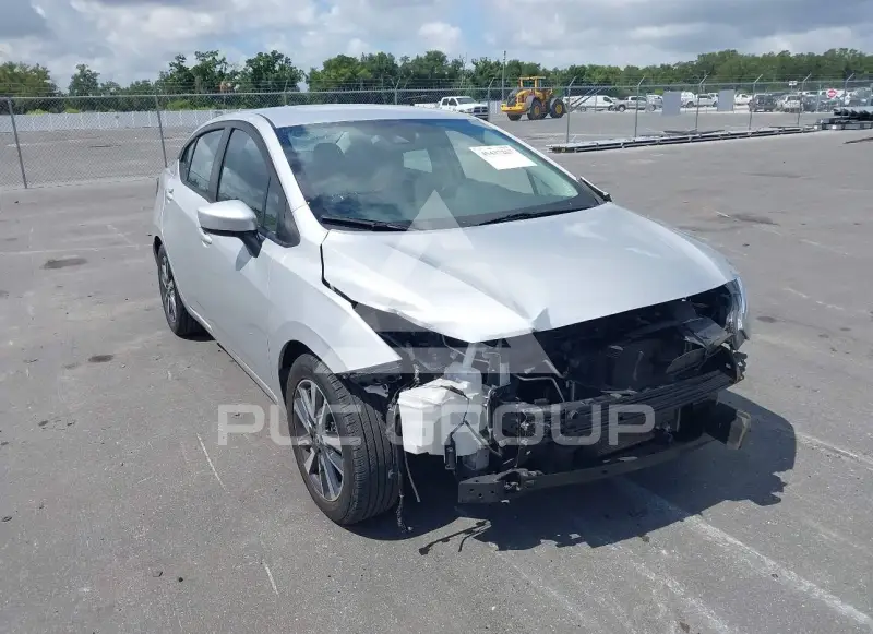 2022 Nissan VERSA photo