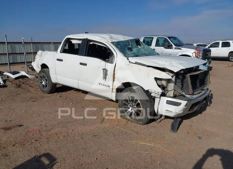 2022 Nissan TITAN photo