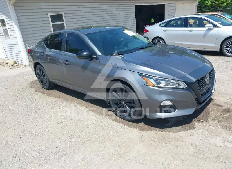 2022 Nissan ALTIMA photo
