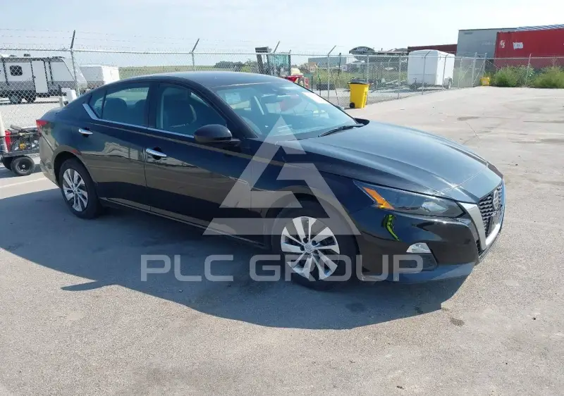 2022 Nissan ALTIMA фото