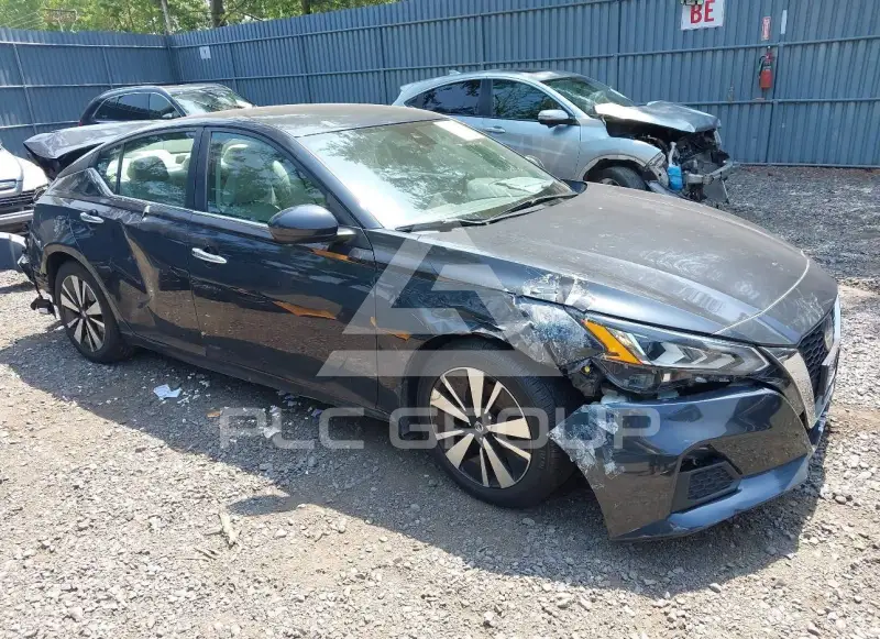 2022 Nissan ALTIMA photo