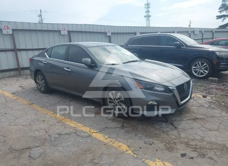 2022 Nissan ALTIMA photo