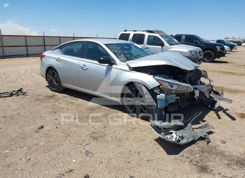 2022 Nissan ALTIMA photo