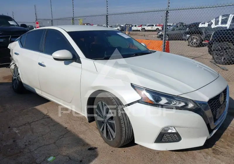 2022 Nissan ALTIMA фото