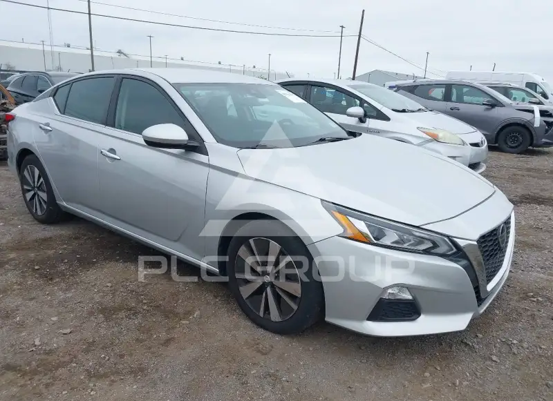 2022 Nissan ALTIMA фото