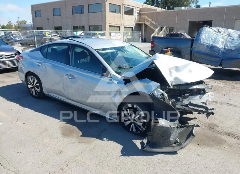 2022 Nissan ALTIMA photo