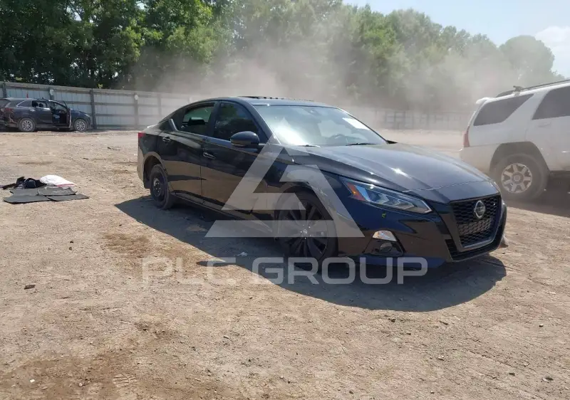 2022 Nissan ALTIMA photo