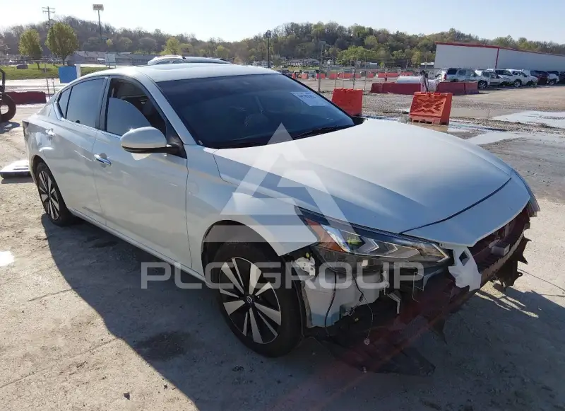 2022 Nissan ALTIMA фото
