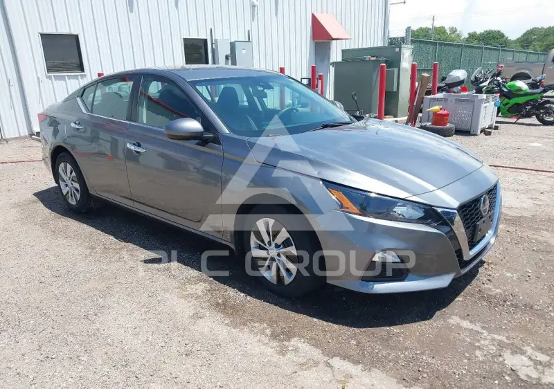 2022 Nissan ALTIMA photo