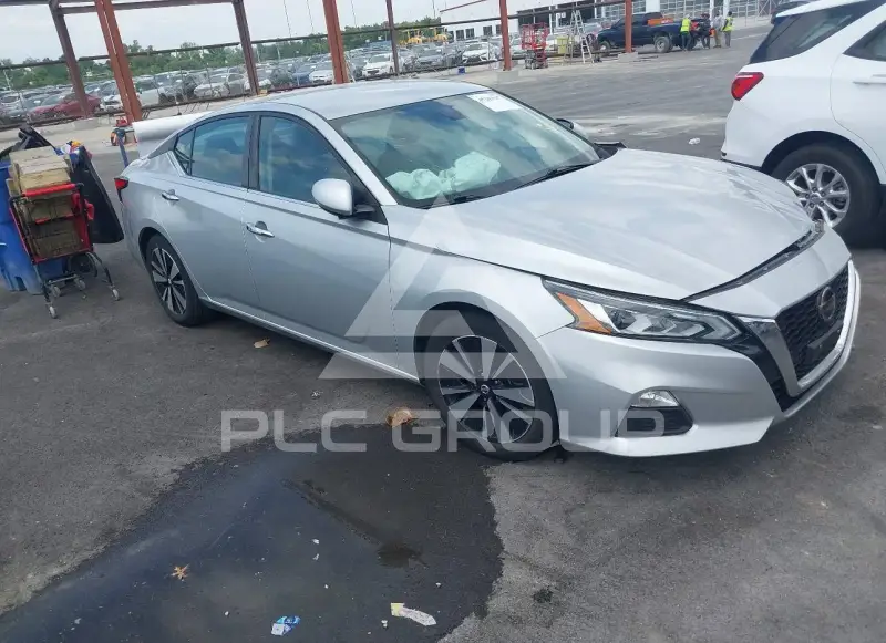 2022 Nissan ALTIMA фото