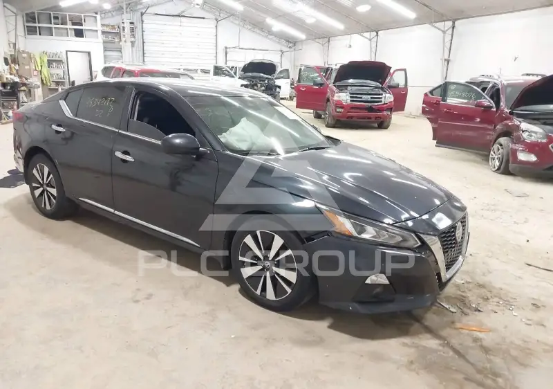 2022 Nissan ALTIMA фото