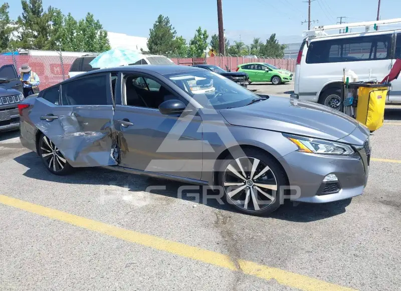 2022 Nissan ALTIMA photo