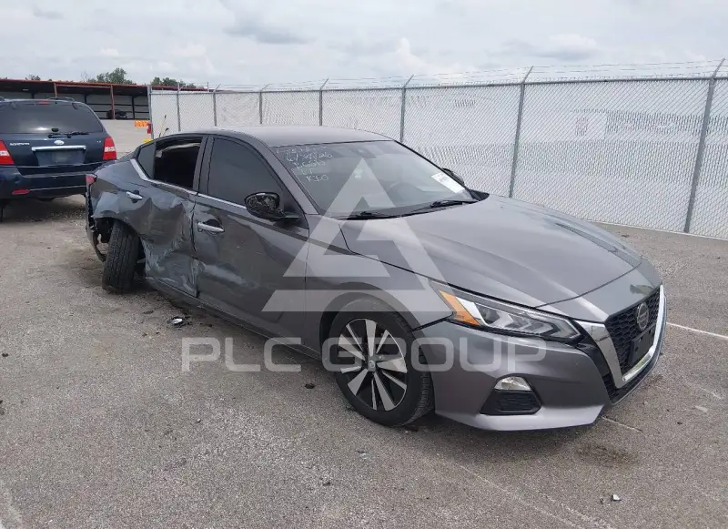 2022 Nissan ALTIMA photo
