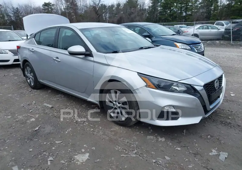 2022 Nissan ALTIMA фото