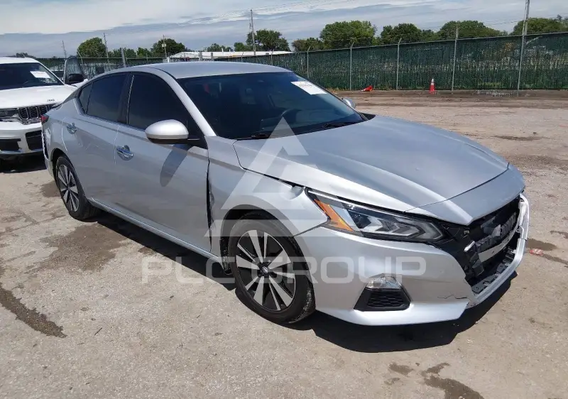 2022 Nissan ALTIMA фото