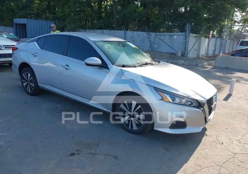 2022 Nissan ALTIMA фото