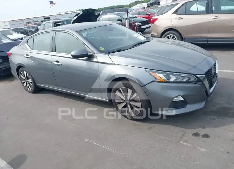 2022 Nissan ALTIMA photo