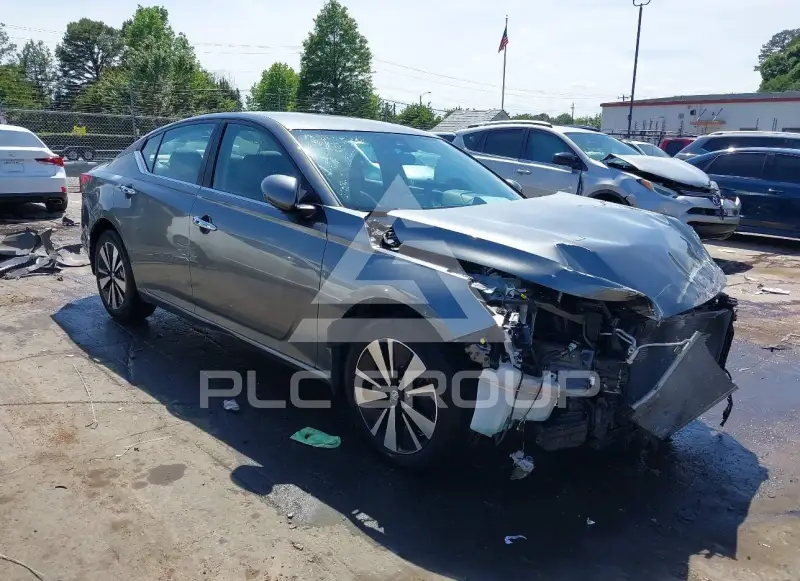 2022 Nissan ALTIMA photo