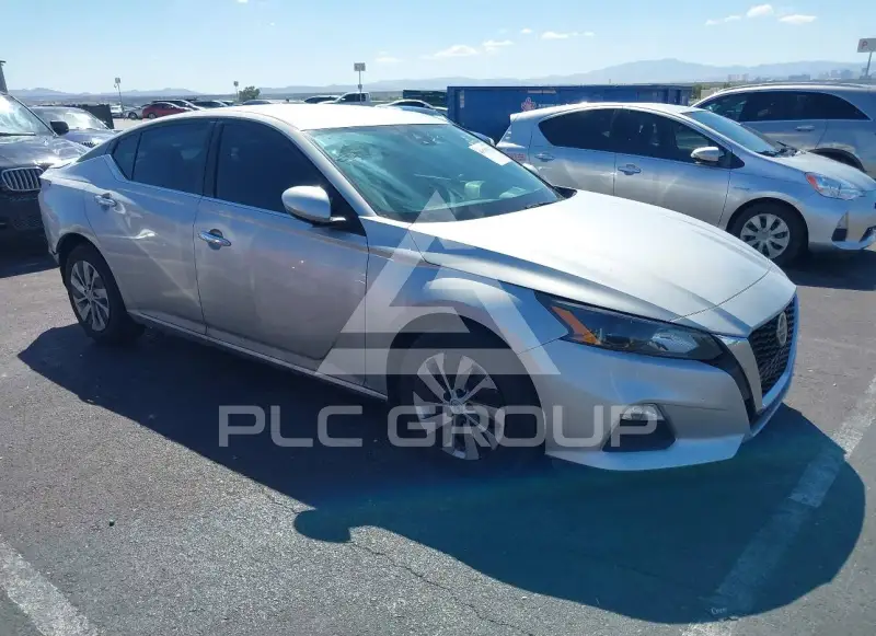 2022 Nissan ALTIMA фото