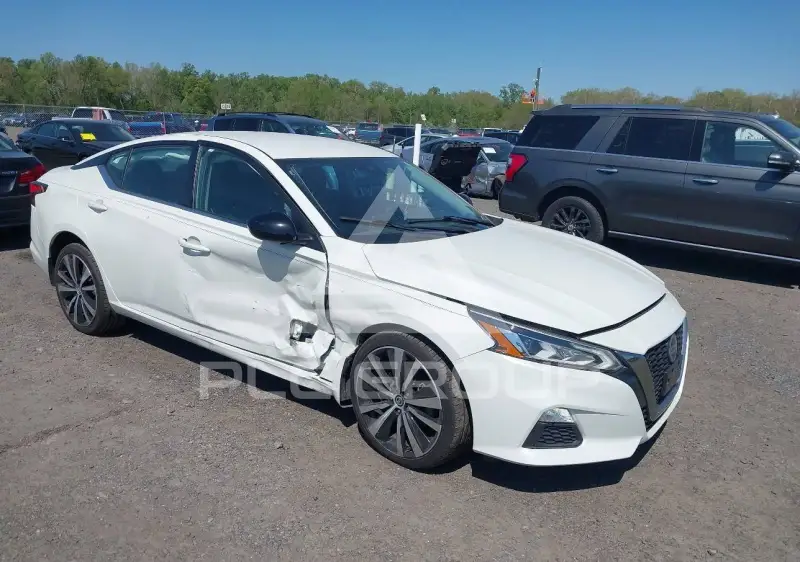 2022 Nissan ALTIMA photo