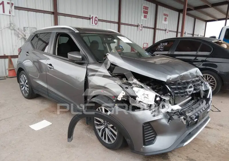 2022 Nissan KICKS фото