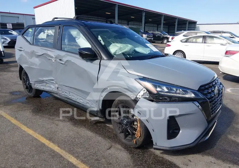 2022 Nissan KICKS фото
