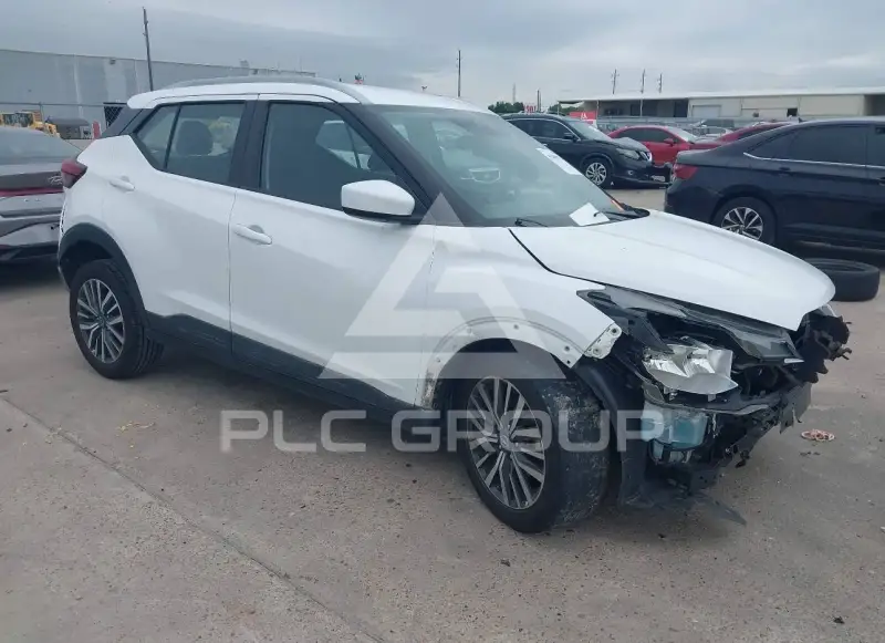 2022 Nissan KICKS photo