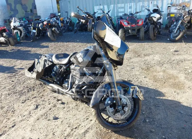 2022 Harley-Davidson FLHX фото