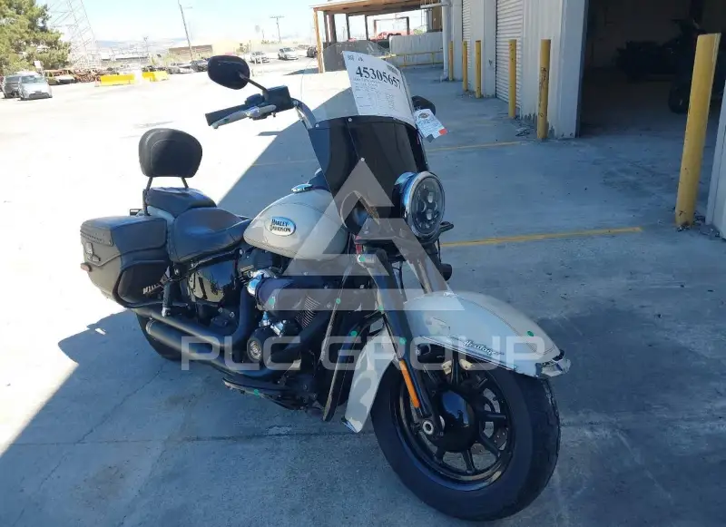 2022 Harley-Davidson FLHC фото