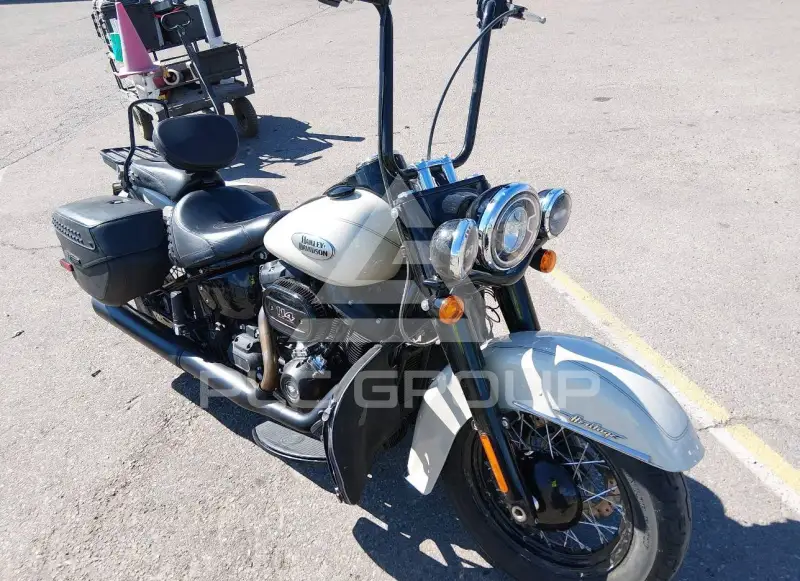 2022 Harley-Davidson FLHC фото
